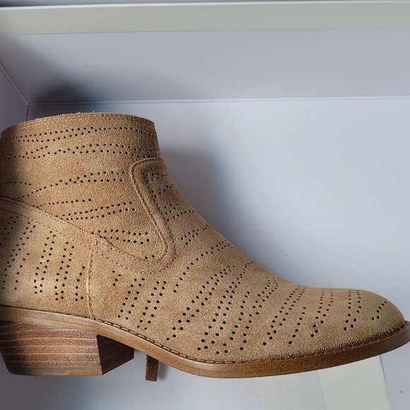 1 State Renna bootie size 6 - Picture 7 of 12